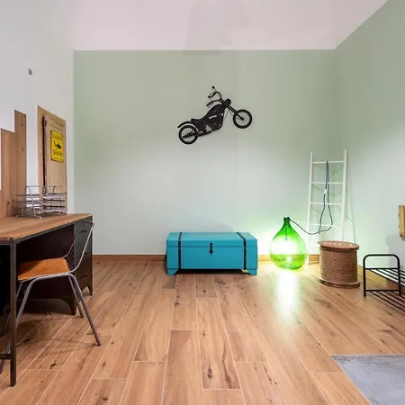 Guesthost - La Dimora Di Miriam Netflix Flat Διαμέρισμα